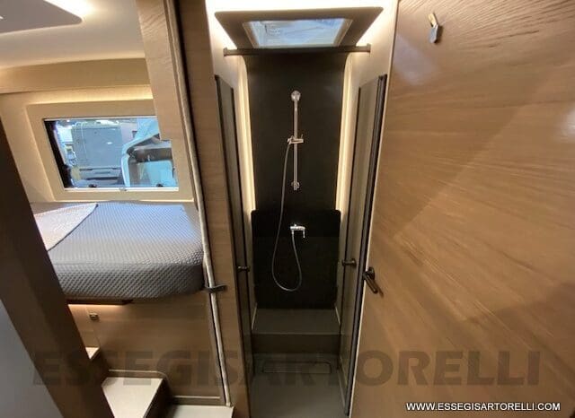 ADRIA SUPERSONIC 890 LC 170 CV AUTOMATICO GAMMA 2023 ALKO FULL DOPPIO ASSE MERCEDES SPRINTER pieno