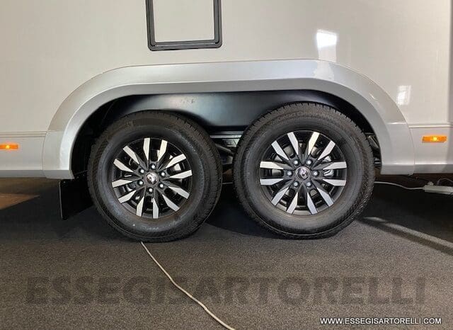 ADRIA SUPERSONIC 890 LC 170 CV AUTOMATICO GAMMA 2023 ALKO FULL DOPPIO ASSE MERCEDES SPRINTER pieno