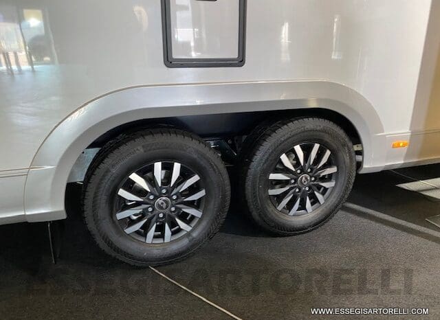 ADRIA SUPERSONIC 890 LC 170 CV AUTOMATICO GAMMA 2023 ALKO FULL DOPPIO ASSE MERCEDES SPRINTER pieno