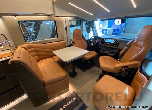 ADRIA SUPERSONIC 890 LC 170 CV AUTOMATICO GAMMA 2023 ALKO FULL DOPPIO ASSE MERCEDES SPRINTER pieno