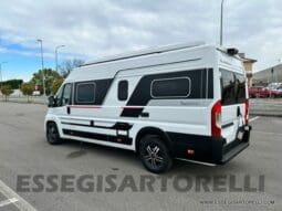 ADRIA NEW TWIN SPORTS 640 SGX SUPREME 35H 140 cv tetto sollevabile webasto skyroof GAMMA 2023 pieno