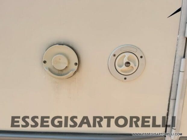 SEMINTEGRALE CI RIVIERA ELITE P 2010 LETTO NAUTICO KM 18.736 pieno