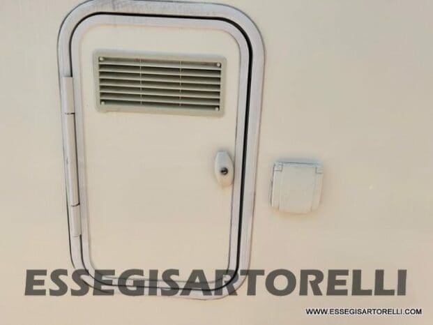 SEMINTEGRALE CI RIVIERA ELITE P 2010 LETTO NAUTICO KM 18.736 pieno