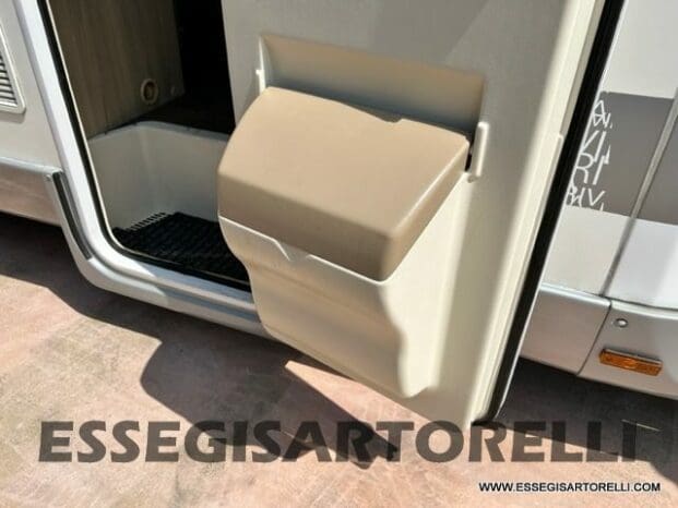 SEMINTEGRALE CI RIVIERA ELITE P 2010 LETTO NAUTICO KM 18.736 pieno