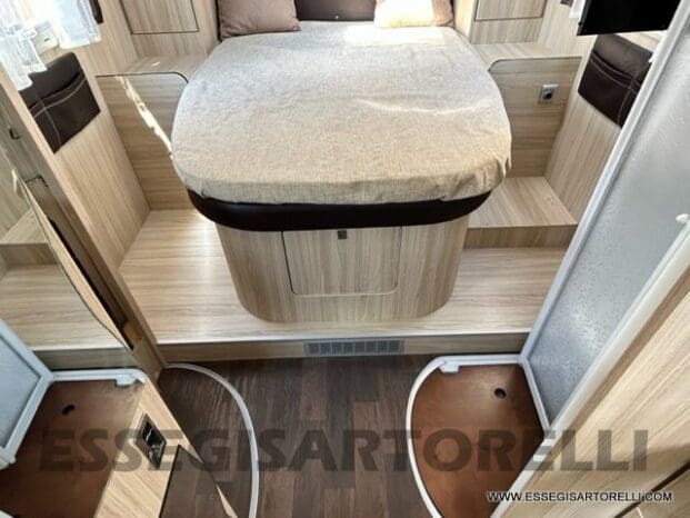SEMINTEGRALE CI RIVIERA ELITE P 2010 LETTO NAUTICO KM 18.736 pieno