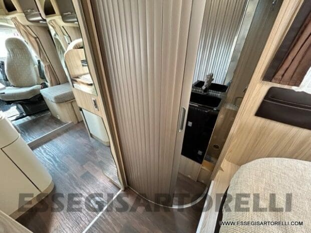 SEMINTEGRALE CI RIVIERA ELITE P 2010 LETTO NAUTICO KM 18.736 pieno