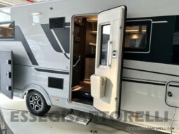 ADRIA NEW SONIC SUPREME EDITION 700 DL AUTOMATICO 9 SPEED garage letti gemelli ULTIMO GAMMA 2022 DOPPIO PAVIMENTO pieno