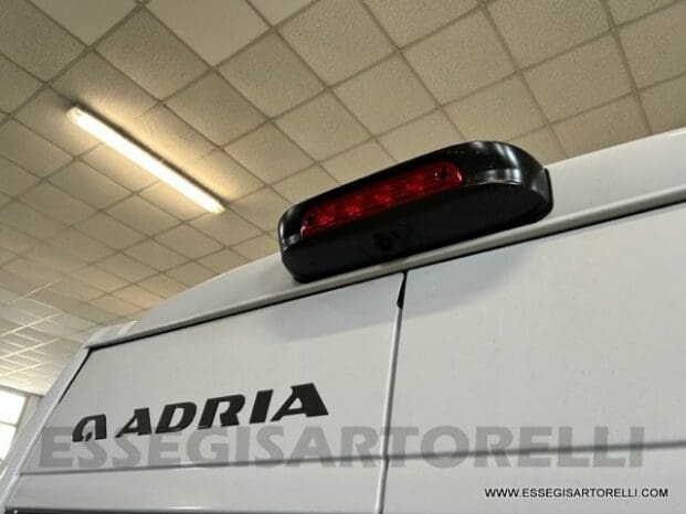 ADRIA NEW TWIN SPORTS 640 SGX SUPREME 35H 140 cv tetto sollevabile webasto skyroof GAMMA 2023 pieno