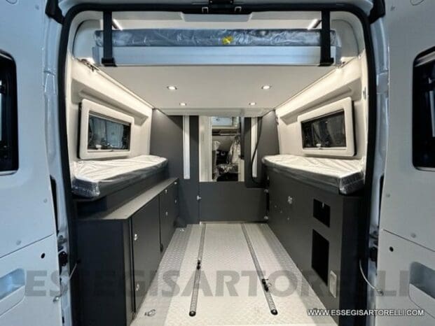 ADRIA NEW TWIN SPORTS 640 SGX SUPREME 35H 140 cv tetto sollevabile webasto skyroof GAMMA 2023 pieno