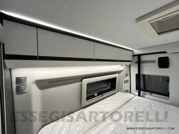 ADRIA NEW TWIN SPORTS 640 SGX SUPREME 35H 140 cv tetto sollevabile webasto skyroof GAMMA 2023 pieno