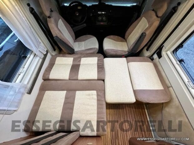 ADRIA TWIN PLUS 600 SF VAN 599 CM UNIPROPR. 2013 KM 41.242 pieno