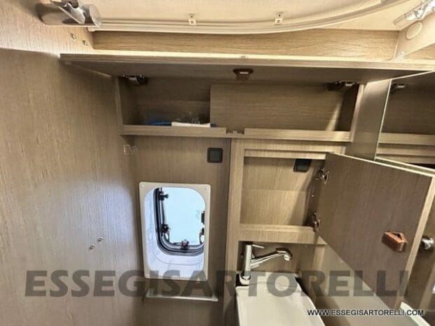 Chausson V 594 S VIP ROADLINE TETTO SOLLEVABILE POP-UP 540 cm pieno