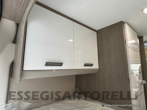 Chausson V 594 S VIP ROADLINE TETTO SOLLEVABILE POP-UP 540 cm pieno