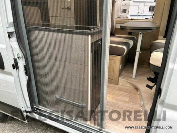 Chausson V 594 S VIP ROADLINE TETTO SOLLEVABILE POP-UP 540 cm pieno