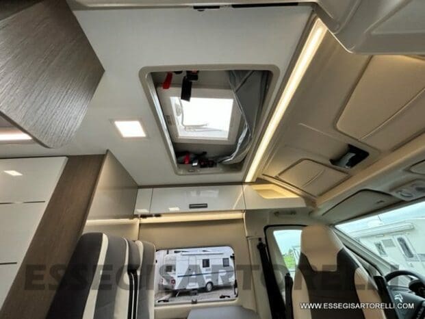 Chausson V 594 S VIP ROADLINE TETTO SOLLEVABILE POP-UP 540 cm pieno