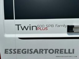 Adria New Twin PLUS 600 SPB FAMILY gamma 2023 doppio matrimoniale webasto pieno