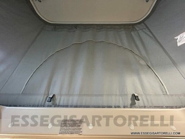 Chausson V 594 S VIP ROADLINE TETTO SOLLEVABILE POP-UP 540 cm pieno