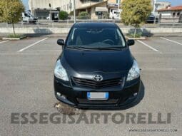 TOYOTA VERSO 2.0 D-4D MONOVOLUME 7 POSTI FULL NAVI, CLIMA, TELECAMERA EURO 5 FAP pieno