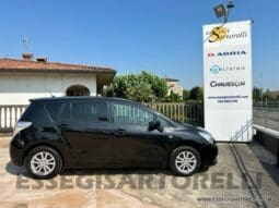 TOYOTA VERSO 2.0 D-4D MONOVOLUME 7 POSTI FULL NAVI, CLIMA, TELECAMERA EURO 5 FAP pieno