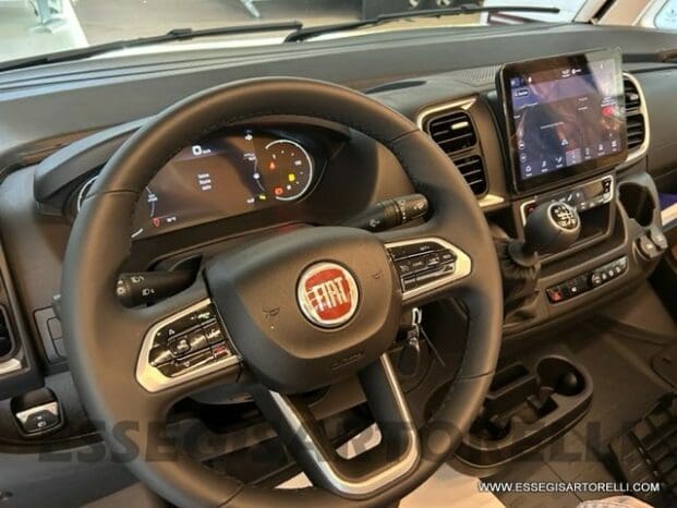 Adria Sonic Plus 700 SL garage letti gemelli GAMMA 2023 FARI LED E UCONNECT 10″ pieno