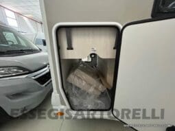 CHAUSSON TITANIUM 720 AUTOMATICO 170 CV POWER SEMINTEGRALE BASCULANTE 5 POSTI VIAGGIO 2023 pieno