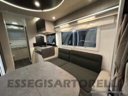 CHAUSSON TITANIUM 720 AUTOMATICO 170 CV POWER SEMINTEGRALE BASCULANTE 5 POSTI VIAGGIO 2023 pieno