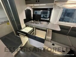 CHAUSSON TITANIUM 720 AUTOMATICO 170 CV POWER SEMINTEGRALE BASCULANTE 5 POSTI VIAGGIO 2023 pieno