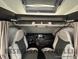 CHAUSSON TITANIUM 720 AUTOMATICO 170 CV POWER SEMINTEGRALE BASCULANTE 5 POSTI VIAGGIO 2023 pieno