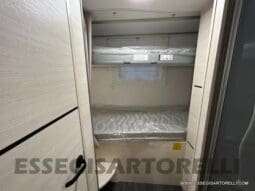 CHAUSSON TITANIUM 720 AUTOMATICO 170 CV POWER SEMINTEGRALE BASCULANTE 5 POSTI VIAGGIO 2023 pieno