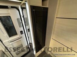 CHAUSSON TITANIUM 720 AUTOMATICO 170 CV POWER SEMINTEGRALE BASCULANTE 5 POSTI VIAGGIO 2023 pieno