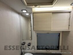 CHAUSSON TITANIUM 720 AUTOMATICO 170 CV POWER SEMINTEGRALE BASCULANTE 5 POSTI VIAGGIO 2023 pieno