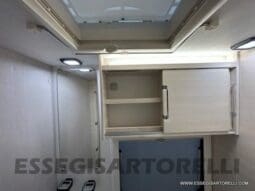 CHAUSSON TITANIUM 720 AUTOMATICO 170 CV POWER SEMINTEGRALE BASCULANTE 5 POSTI VIAGGIO 2023 pieno