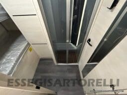 CHAUSSON TITANIUM 720 AUTOMATICO 170 CV POWER SEMINTEGRALE BASCULANTE 5 POSTI VIAGGIO 2023 pieno