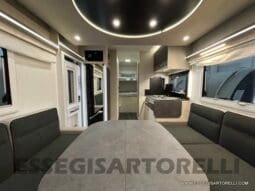 CHAUSSON TITANIUM 720 AUTOMATICO 170 CV POWER SEMINTEGRALE BASCULANTE 5 POSTI VIAGGIO 2023 pieno