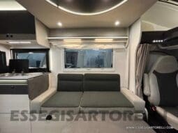 CHAUSSON TITANIUM 720 AUTOMATICO 170 CV POWER SEMINTEGRALE BASCULANTE 5 POSTI VIAGGIO 2023 pieno