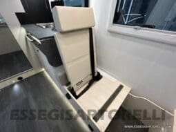 CHAUSSON TITANIUM 720 AUTOMATICO 170 CV POWER SEMINTEGRALE BASCULANTE 5 POSTI VIAGGIO 2023 pieno