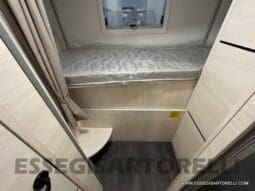 CHAUSSON TITANIUM 720 AUTOMATICO 170 CV POWER SEMINTEGRALE BASCULANTE 5 POSTI VIAGGIO 2023 pieno