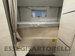 CHAUSSON TITANIUM 720 AUTOMATICO 170 CV POWER SEMINTEGRALE BASCULANTE 5 POSTI VIAGGIO 2023 pieno