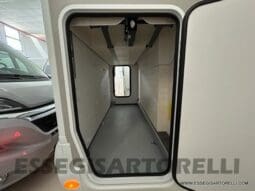 CHAUSSON TITANIUM 720 AUTOMATICO 170 CV POWER SEMINTEGRALE BASCULANTE 5 POSTI VIAGGIO 2023 pieno