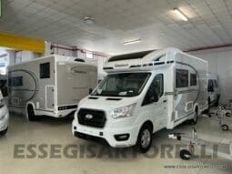 CHAUSSON TITANIUM 720 AUTOMATICO 170 CV POWER SEMINTEGRALE BASCULANTE 5 POSTI VIAGGIO 2023 pieno