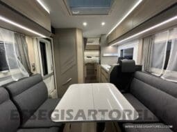 ADRIA COMPACT AXESS DL LETTI GEMELLI GARAGE 699 CM GAMMA 2024 pieno