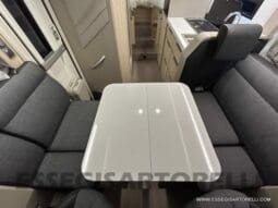 ADRIA COMPACT AXESS DL LETTI GEMELLI GARAGE 699 CM GAMMA 2024 pieno