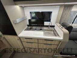 ADRIA COMPACT AXESS DL LETTI GEMELLI GARAGE 699 CM GAMMA 2024 pieno