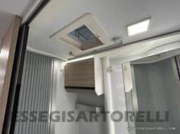 ADRIA COMPACT AXESS DL LETTI GEMELLI GARAGE 699 CM GAMMA 2024 pieno