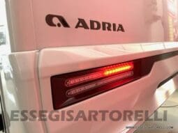 ADRIA COMPACT AXESS DL LETTI GEMELLI GARAGE 699 CM GAMMA 2024 pieno