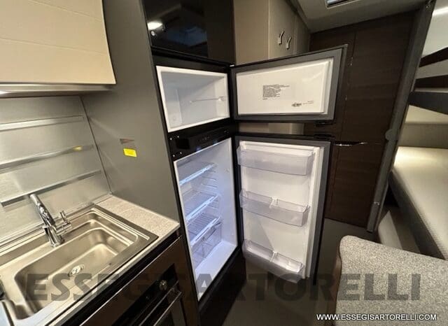 ADRIA ALPINA 663 PT CARAVAN 7 POSTI VETRORESINA ALDE pieno