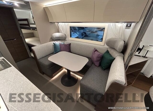 ADRIA ALPINA 663 PT CARAVAN 7 POSTI VETRORESINA ALDE pieno