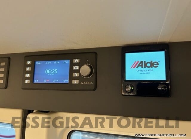 ADRIA ALPINA 663 PT CARAVAN 7 POSTI VETRORESINA ALDE pieno