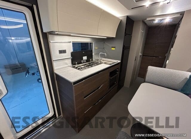 ADRIA ALPINA 663 PT CARAVAN 7 POSTI VETRORESINA ALDE pieno
