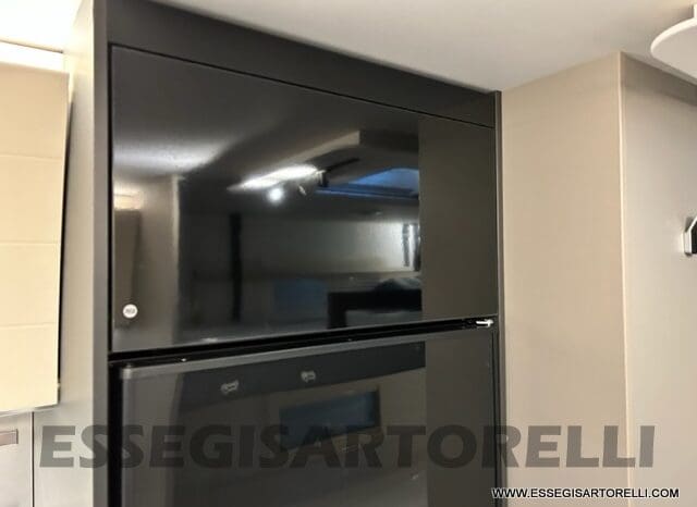 ADRIA ALPINA 663 PT CARAVAN 7 POSTI VETRORESINA ALDE pieno